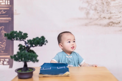 莱州宝宝喊肚子疼怎么回事